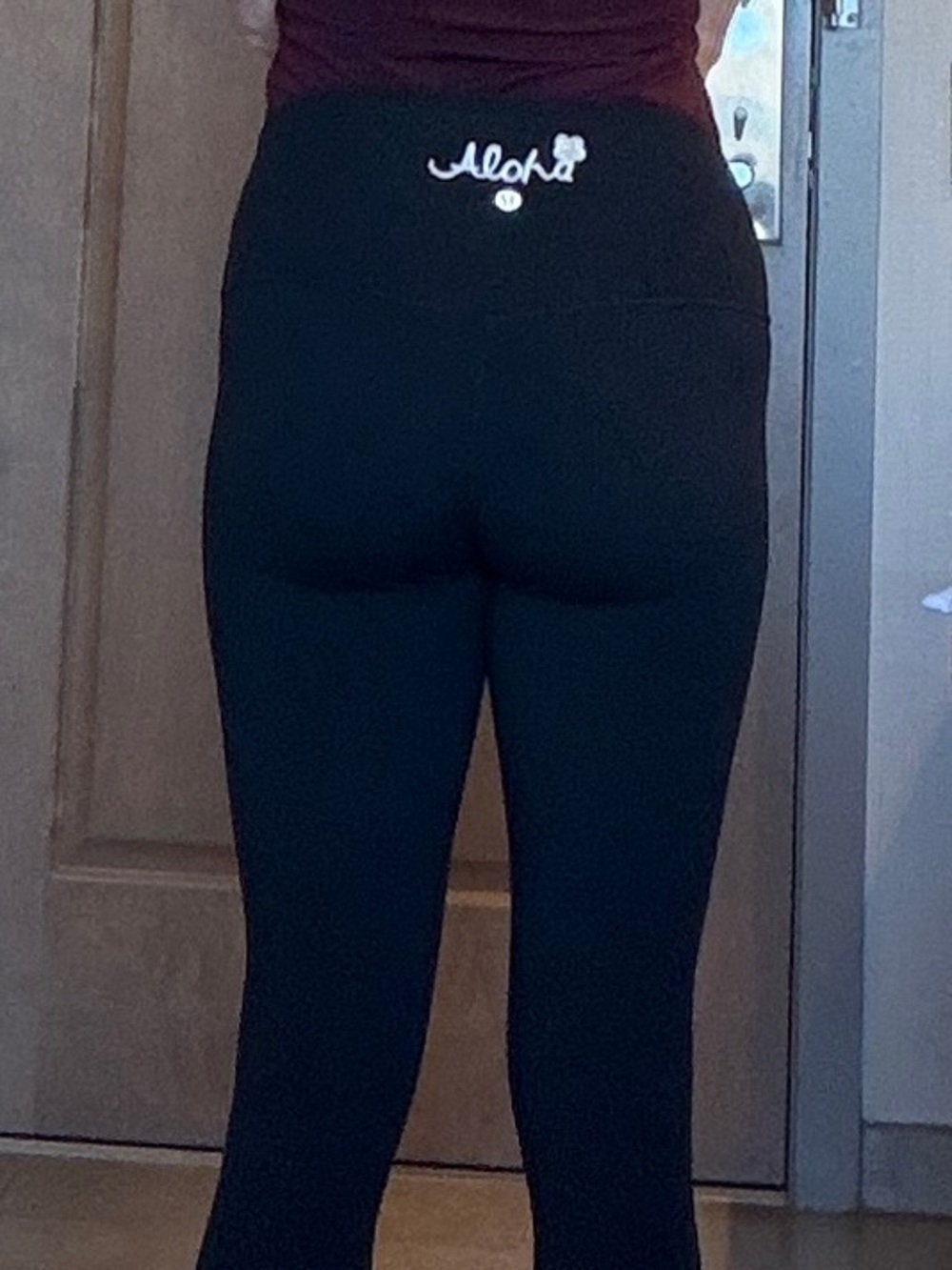 Rare Lululemon “Aloha” Black Align High-Rise Leggings 25”& Free Tote